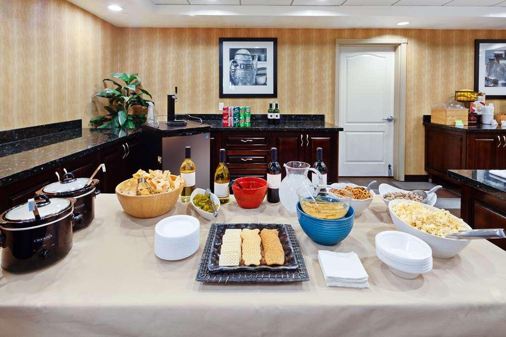 Hampton Inn & Suites Agoura Hills Restaurante foto
